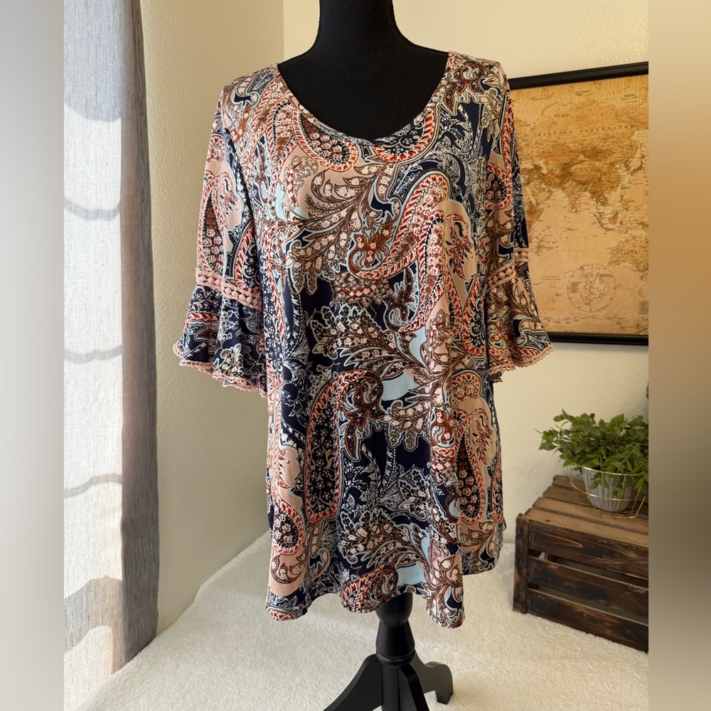 Roommates v-neck blouse 1X